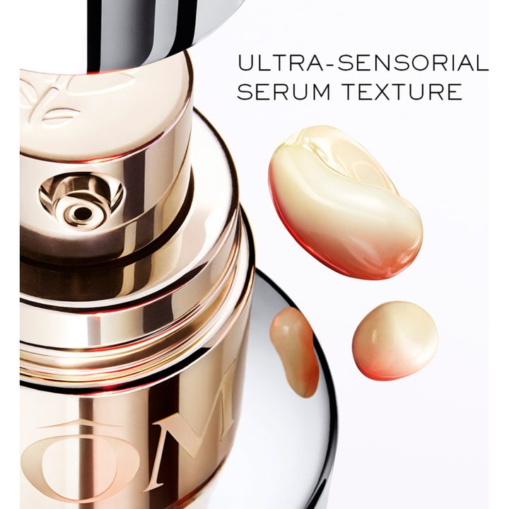 Lancôme Absolue Longevity MD Intercept The Serum 50 ml uudistava seerumi ja sen täyteläinen, kermainen koostumus.