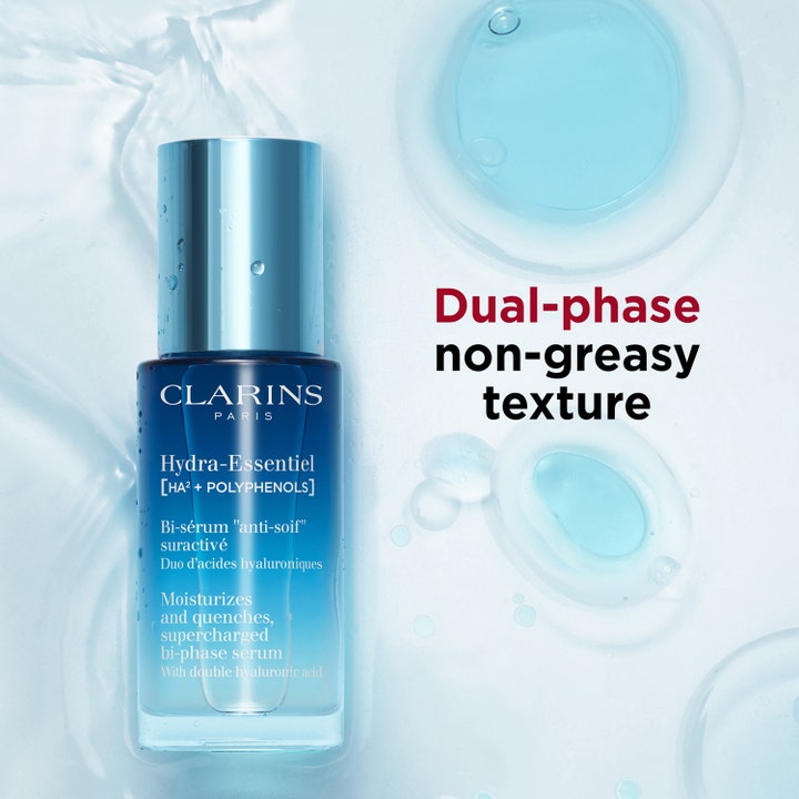 Clarins Hydra-Essentiel 30 ml kosteuttava seerumi sinisessä pullossa, kevyt ja rasvaton dual-phase koostumus.