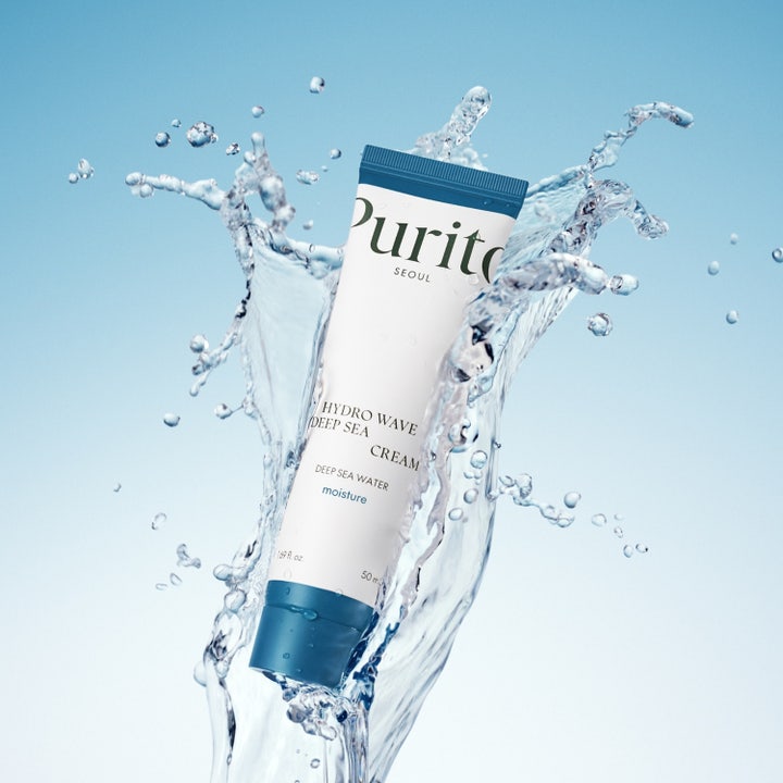 Purito Hydro Wave Deep Sea Cream 50 ml kosteuttava kasvovoide täyteläisenä ja sileänä valkoisena tekstuurina.