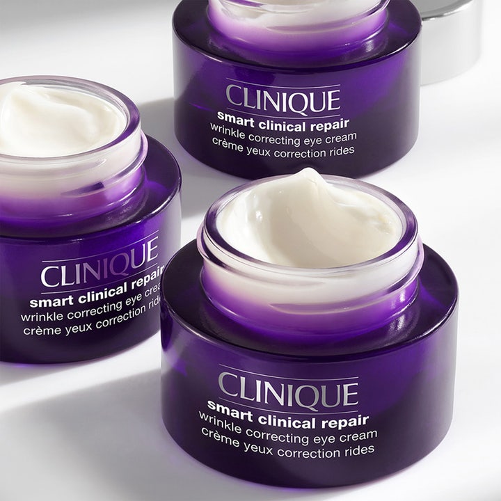 Clinique Smart Clinical Repair Wrinkle Eye Cream 30 ml silmänympärysvoide violetissa purkissa täyteläisellä koostumuksella