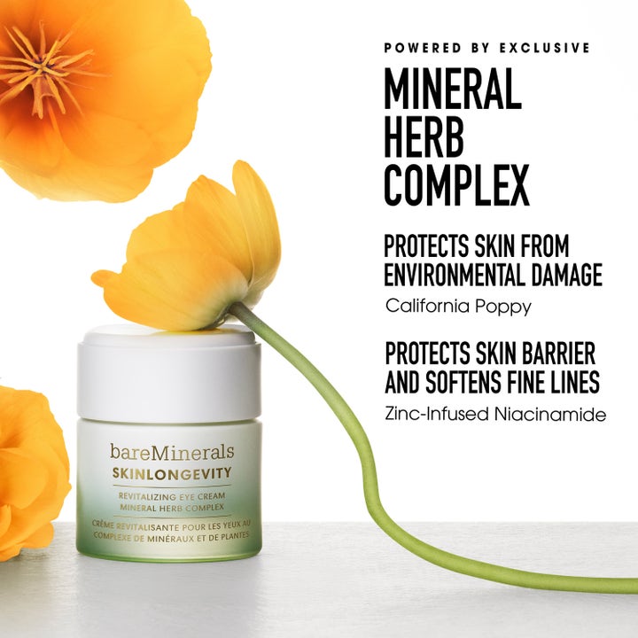 bareMinerals Skinlongevity Revitalizing Eye cream 15 g silmänympärysvoide silottaa juonteita keltaisten kukkien kera.