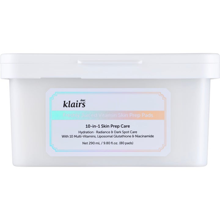 Klairs Freshly Juiced Vitamin Skin Prep Pads 80 kpl kirkastava hoitolappu valkoisessa rasiassa hohdavalla etiketillä.