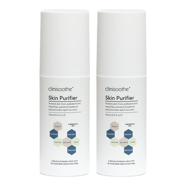 Clinisoothe+ Skin Purifier 100 ml puhdistava suihke rauhoittaa ihoa kaksi valkoista muovipulloa vierekkäin.