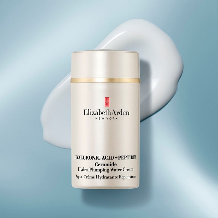 Elizabeth Arden Ceramide Hyaluronic Acid + Peptides Water Cream 50 ml kosteuttava kasvovoide ja vaaleaa tekstuuria.