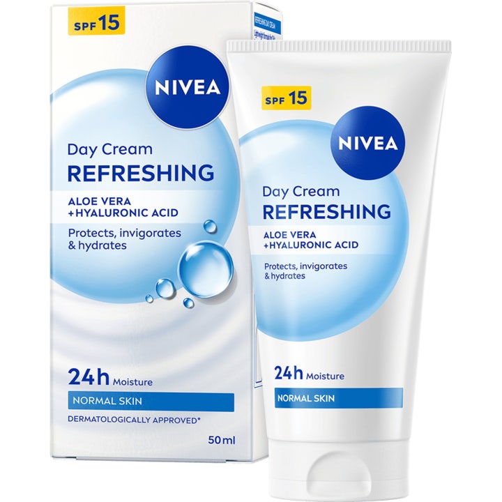 Nivea Refreshing Day Cream 50 ml kosteuttava päivävoide SPF 15 tuo raikkautta aloe veralla valkoisessa tuubissa.