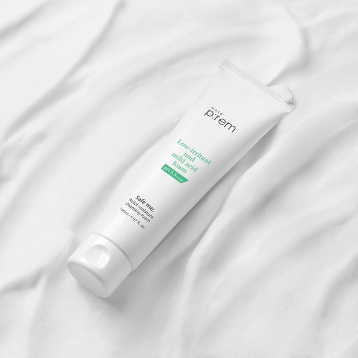 Make Prem Safe Me. Relief Moisture Cleansing Foam 150 ml kosteuttava puhdistusvaahto valkoisessa tuubissa pH 5.5.