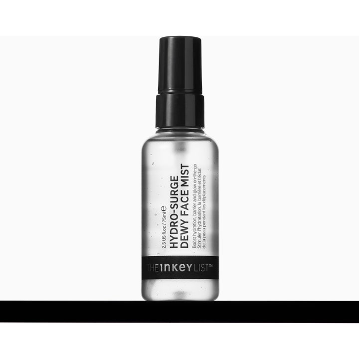The INKEY List Hydro-Surge Dewy Face Mist 75 ml kosteuttava ja heleyttävä kasvosuihke huurteisessa pullossa.