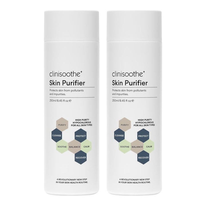 Clinisoothe+ Skin Purifier 250 ml rauhoittava ihonpuhdistaja kaksi valkoista pulloa suojaa ihoa epäpuhtauksilta