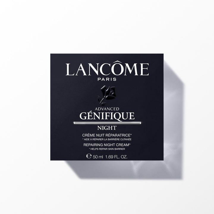 Lancôme Génifique Barrier Night Cream 50 ml korjaava yövoide tyylikkäässä tummansinisessä pahvipakkauksessa