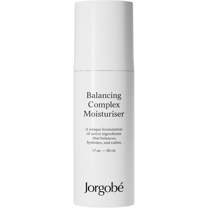 Jorgobé Balancing Complex Moisturiser 50 ml tasapainottava kasvovoide valkoisessa minimalistisessa pumppupullossa.