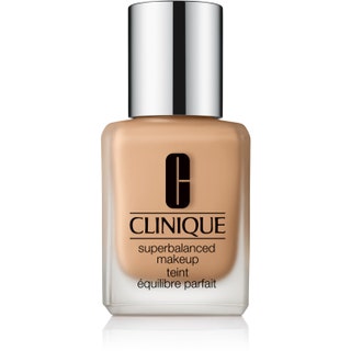 Clinique Superbalanced Makeup