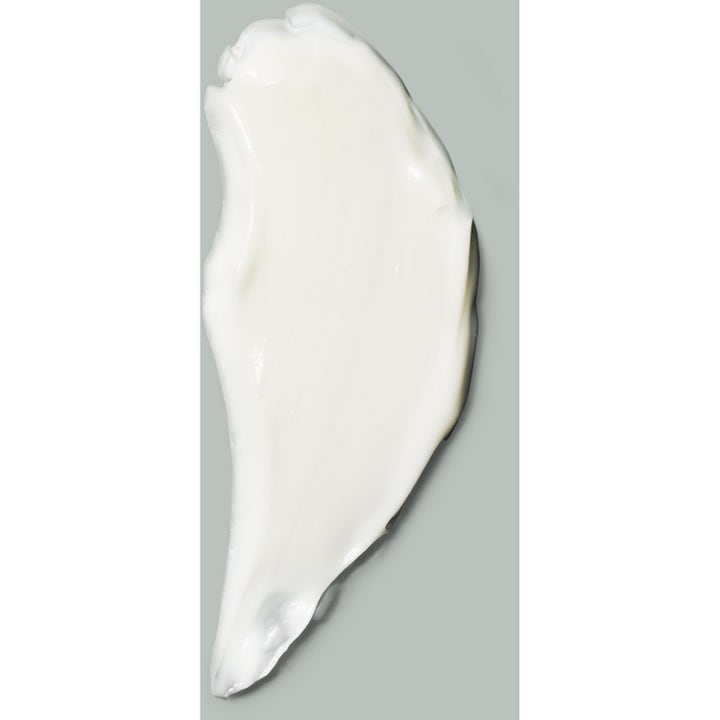 Bodyologist Soft Hands Advanced Hand Cream 60 ml kosteuttava käsivoide ja sen valkoinen täyteläinen koostumus.