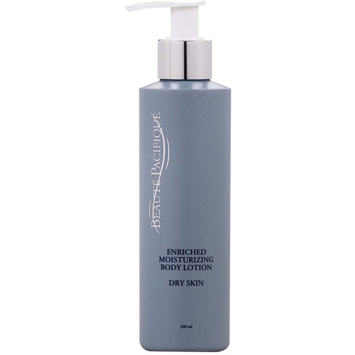 Beauté Pacifique Enriched Moisturizing Body Lotion 200 ml kosteuttaa kuivaa ihoa harmaassa pumppupullossa