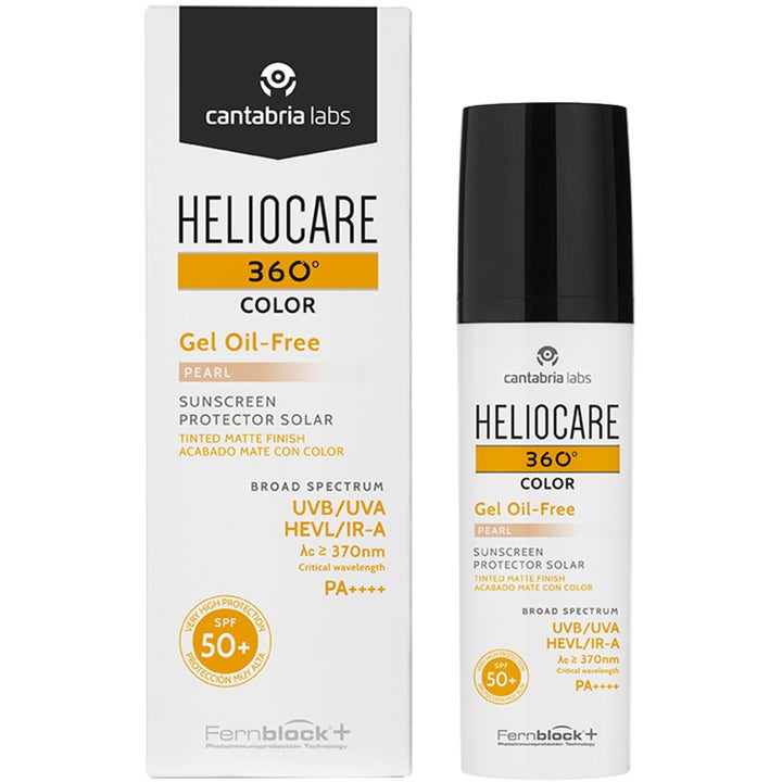Heliocare 360° Color Gel Oil-Free Pearl 50 ml suojaava aurinkovoide valkoisessa pumppupullossa ja pakkauksessa.