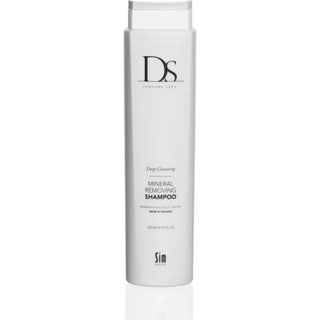 SIM Sensitive DS Mineral Removing Shampoo