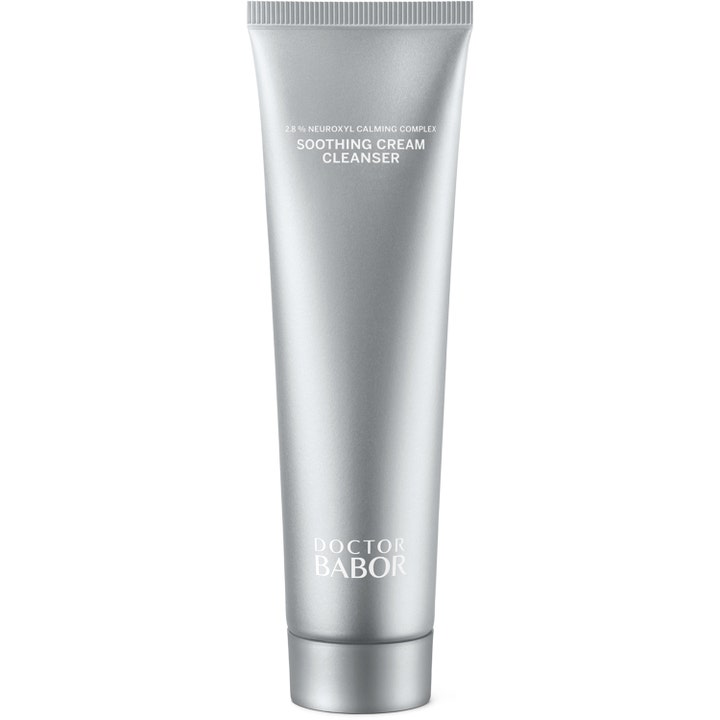 Doctor Babor Soothing Cream Cleanser rauhoittava puhdistusvoide hopeisessa tuubissa lievittää ihoärsytystä.