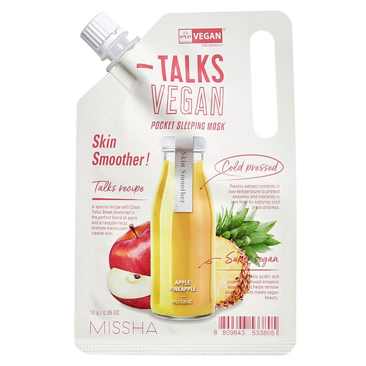 Missha Talks Vegan Pocket Sleeping Mask 10 g ihoa tasoittava yönaamio valkoisessa pussissa jossa on mehupullo ja hedelmiä