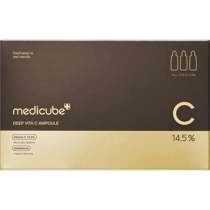 Medicube Deep Vita C Ampoule 3 x 10 g kirkastava ja ihoa kiinteyttävä ampullisetti ruskeassa kultapakkauksessa.