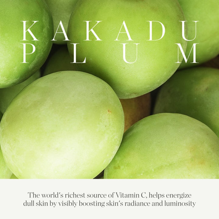 KORA Organics Kakadu Plum Vitamin C Eye Cream Refill 15 ml kirkastava ögonkräm ja C-vitamiinipitoisia Kakadu-luumuja