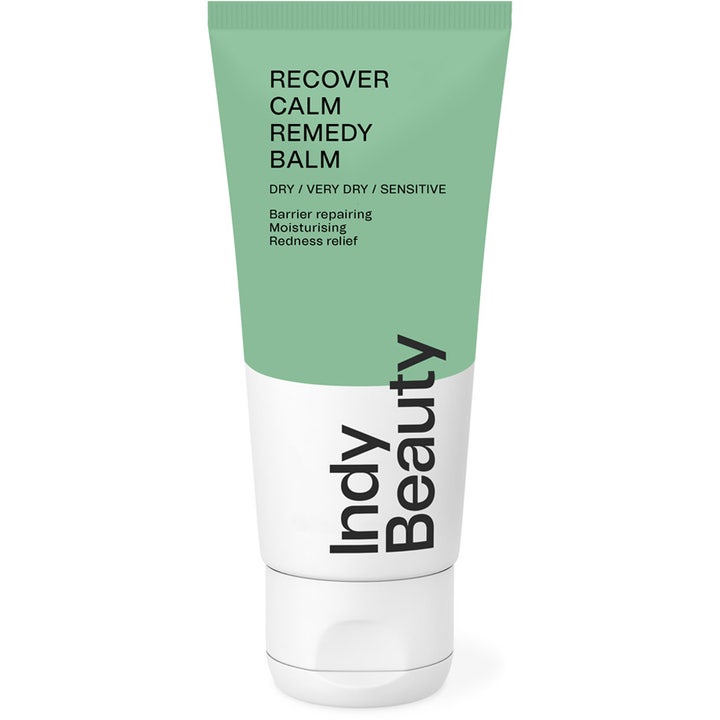 Indy Beauty Recover Calm Remedy Balm rauhoittava voide vihreävalkoisessa tuubissa korjaa ihoa ja lievittää punoitusta.