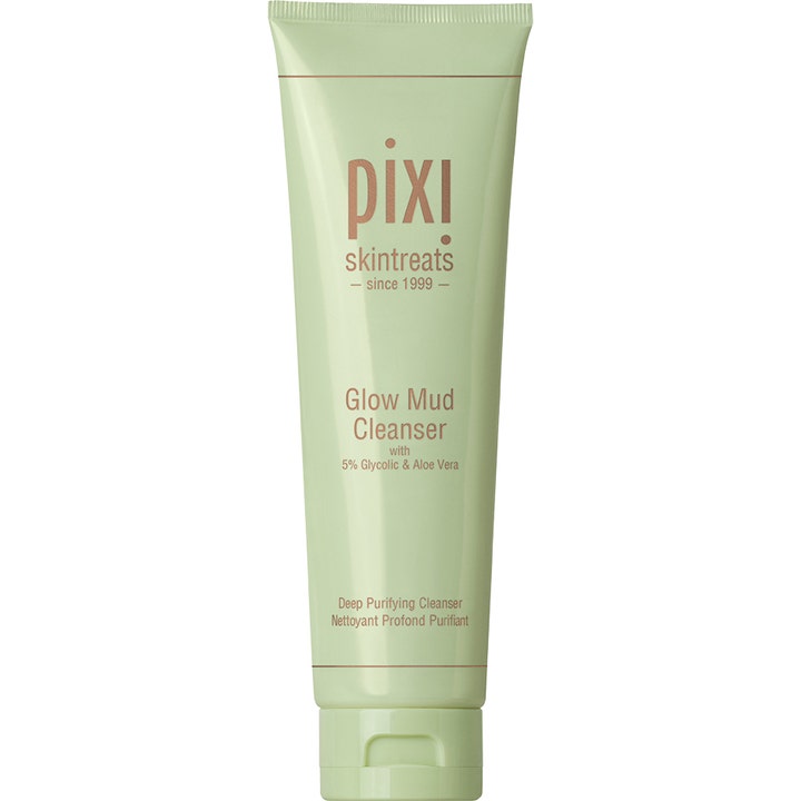 Pixi Glow Mud Cleanser syväpuhdistava kasvojenpuhdistusaine vaaleanvihreässä tuubissa, joka sisältää glykolihappoa ja aaloeta.