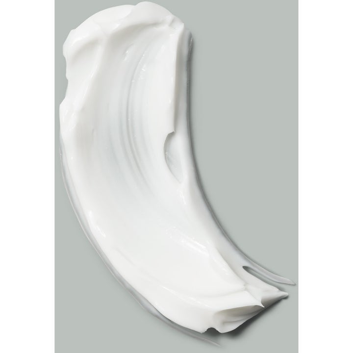 Bodyologist Night Glove 250 ml uudistava vartalovoide, jonka valkoinen ja täyteläinen koostumus elvyttää ihoa.