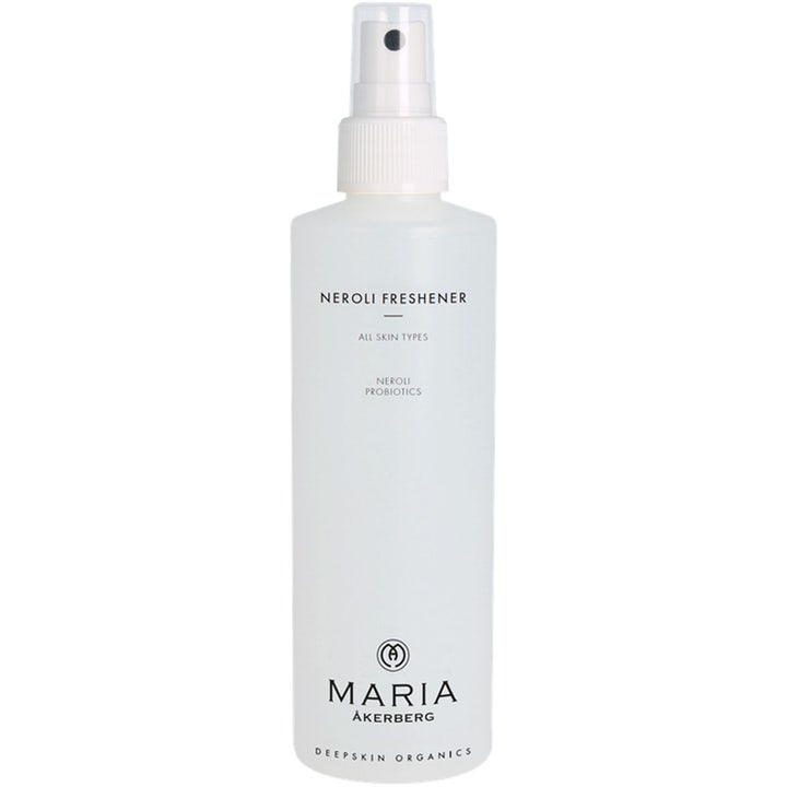 Maria Åkerberg Neroli Freshener 125 ml kosteuttava kasvovesi valkoisessa suihkepullossa tasapainottaa ihoa.