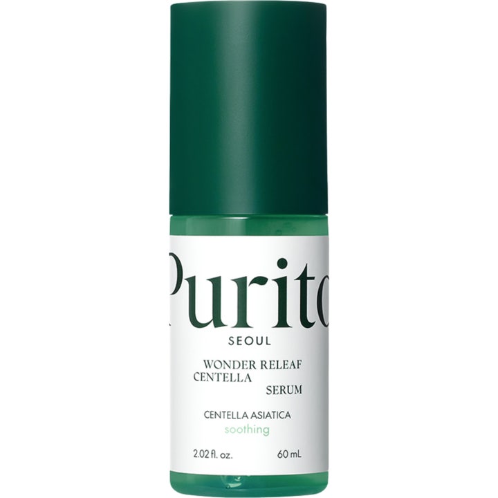 Purito Seoul Wonder Releaf Centella Serum 60 ml rauhoittava seerumi vihreässä pumppupullossa.