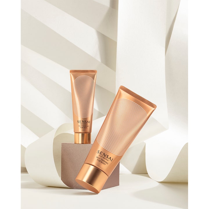 Sensai Silky Bronze Self Tanning For Face 50 ml itsepäivittävä voide kasvoille tyylikkäissä pronssinvärisissä tuubeissa