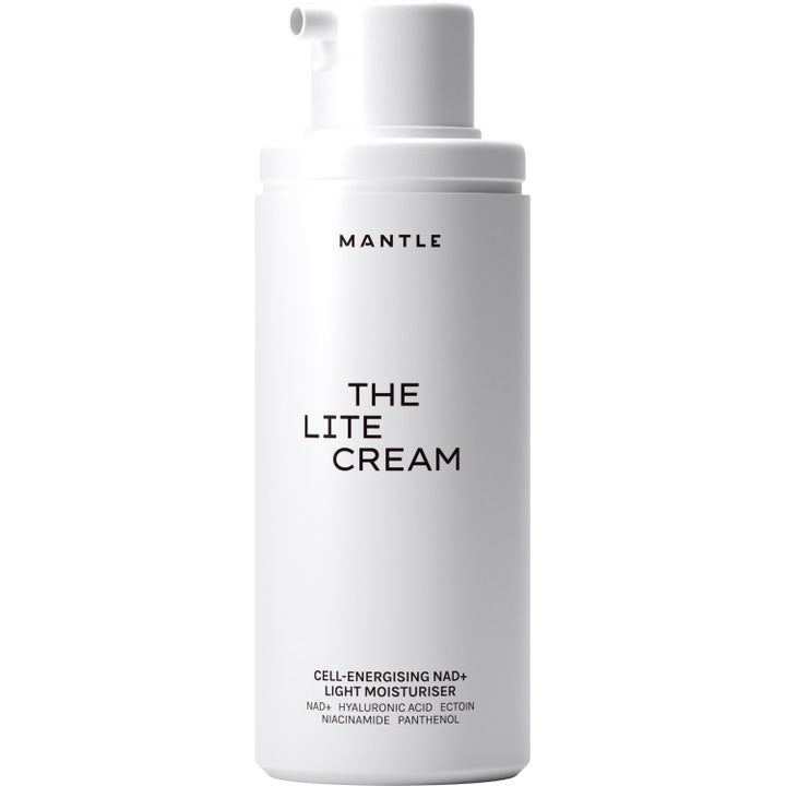 MANTLE The Lite Cream 50 ml energisoiva kasvovoide, jossa on kevyt kellertävä geelikoostumus ja pieniä ilmakuplia.