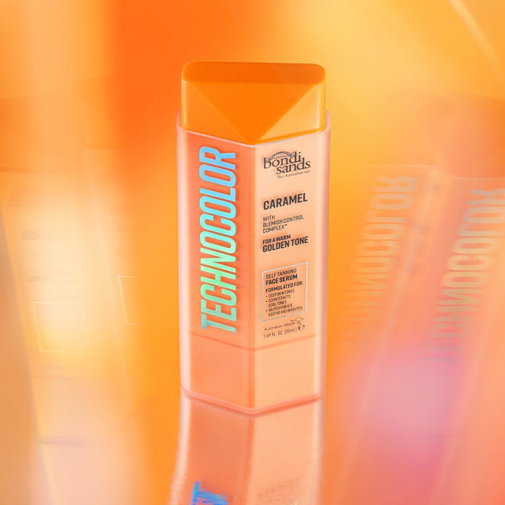 Bondi Sands Technocolor Face Serum Caramel 50 ml itseruskettava kasvoseerumi oranssissa kulmikkaassa pullossa