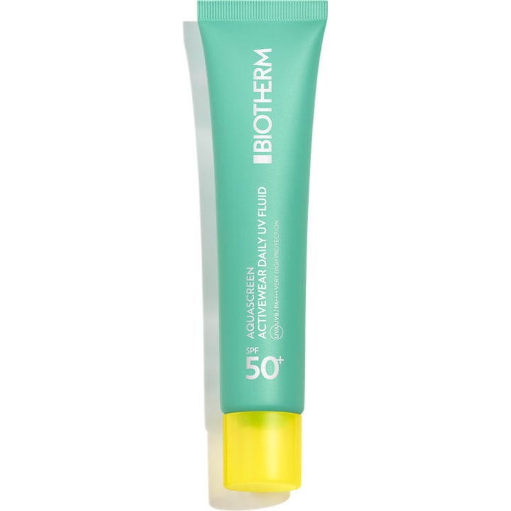 Biotherm Aquascreen Activewear Daily UV Fluid SPF 50+ aurinkosuojavoide mintunvihreässä tuubissa keltaisella korkilla