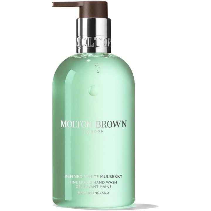 Molton Brown Refined White Mulberry 300 ml nestemäinen käsisaippua vaaleanvihreässä pumppupullossa.