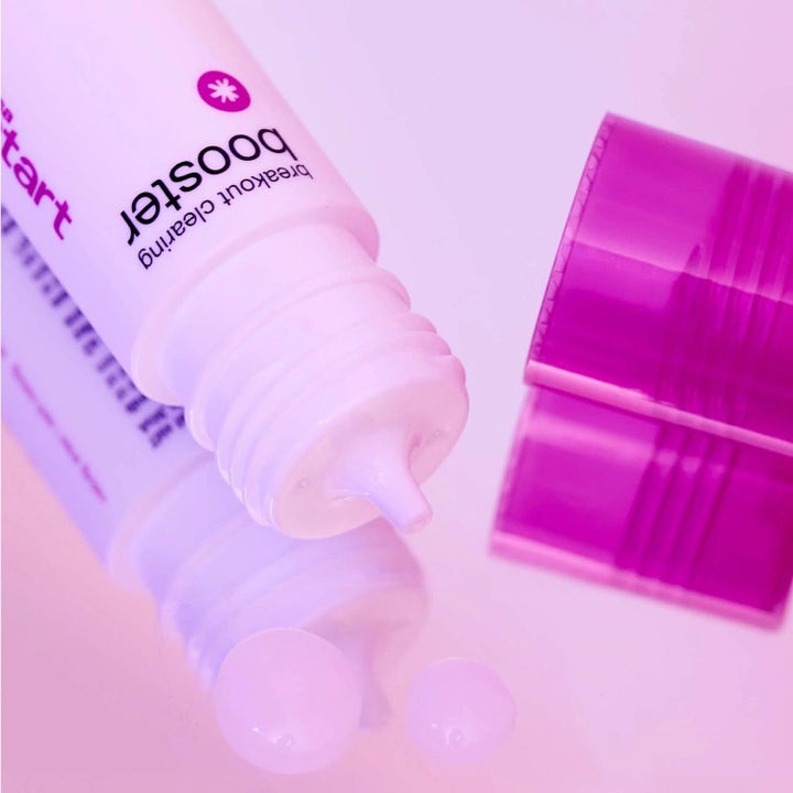 Dermalogica Clear Start Breakout Clearing Booster niacinamidi seerumi epäpuhtauksille kapealla kärjellä ja geelillä