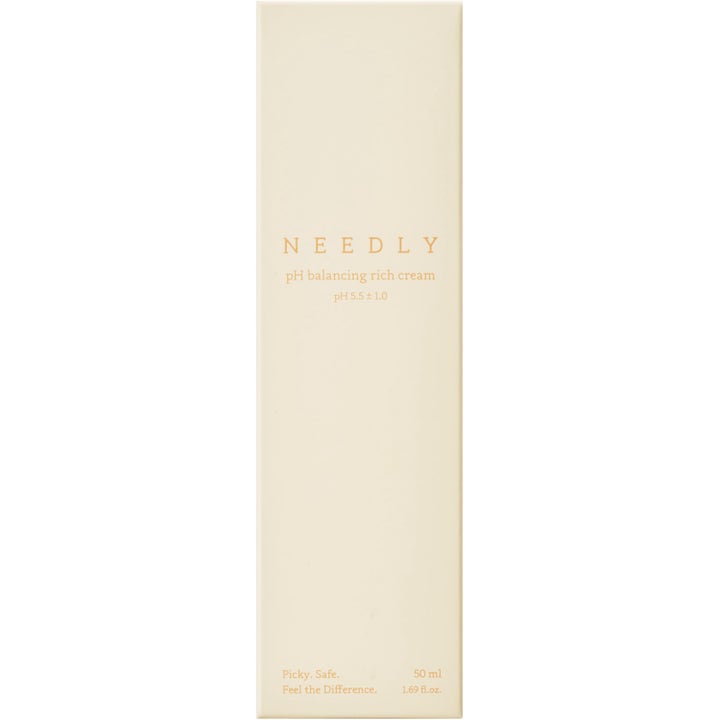 NEEDLY pH Balancing Rich Cream 50 ml tasapainottava kasvovoide vaaleassa pahvipakkauksessa pH 5.5 merkinnällä