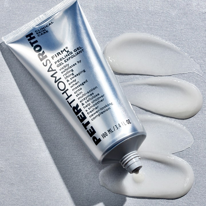 Peter Thomas Roth Firmx Peeling Gel 100 ml -kuorintageeli hopeisessa tuubissa valkoisella koostumuksella.