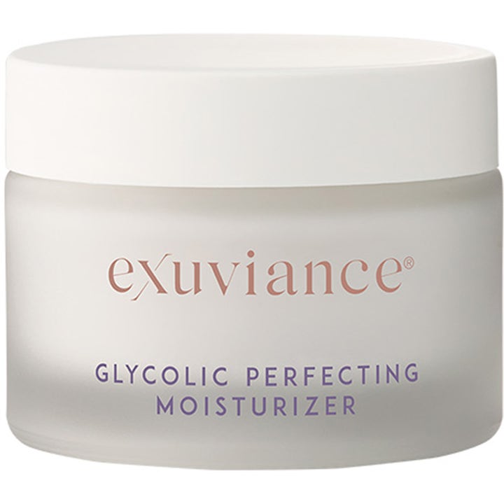 Exuviance Glycolic Perfecting Moisturizer uudistava kasvovoide huurretussa lasipurkissa valkoisella kannella.