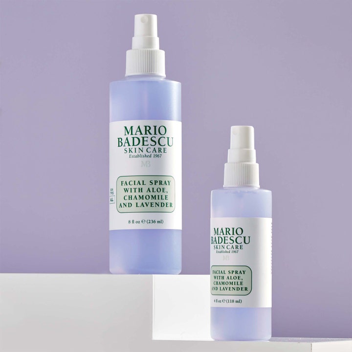 Mario Badescu Facial Spray Aloe, Chamomile & Lavender 118 ml rauhoittava kasvosuihke kahdessa lilahtavassa pullossa