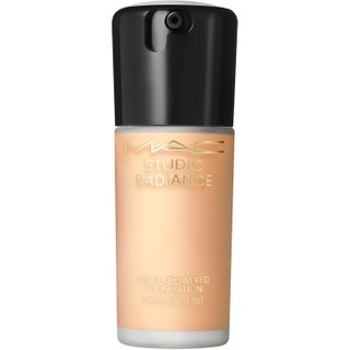 MAC Cosmetics Studio Radiance Serum-Powered Foundation