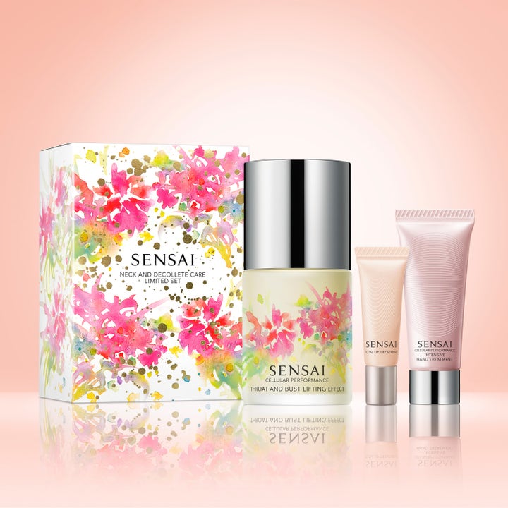 Sensai Neck & Decollette Care Limited Set kiinteyttävä ihonhoitosetti värikkäässä kukkakuviollisessa pakkauksessa.