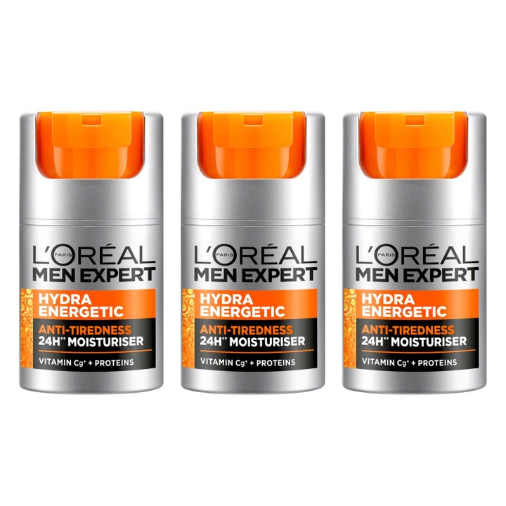 Kolme L'Oréal Men Expert Hydra Energetic 50 ml kosteusvoidetta väsymyksen merkkejä vastaan hopeisissa pumpuissa.