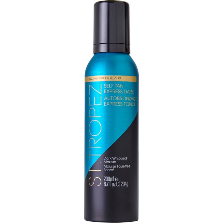 St.Tropez Self Tan Express Dark 200 ml itseruskettava vaahto antaa syvän päivetyksen turkoosissa metallipullossa.