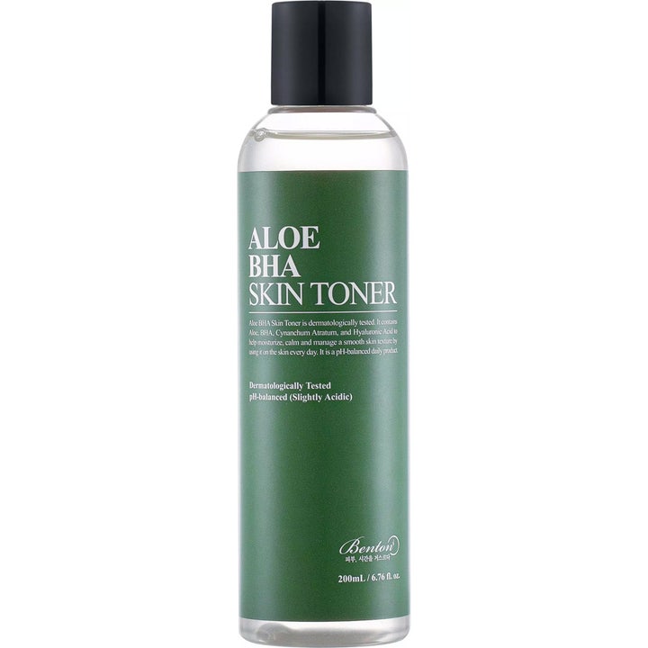 Benton Aloe BHA Skin Toner 200 ml rauhoittava kasvovesi vihreässä muovipullossa mustalla korkilla