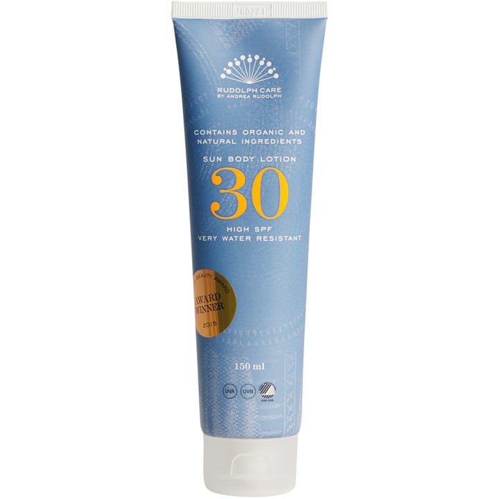 Rudolph Care Sun Body Lotion 150 ml aurinkovoide suojaa ihoa tehokkaasti sinisessä tuubissa jossa on valkoinen korkki.
