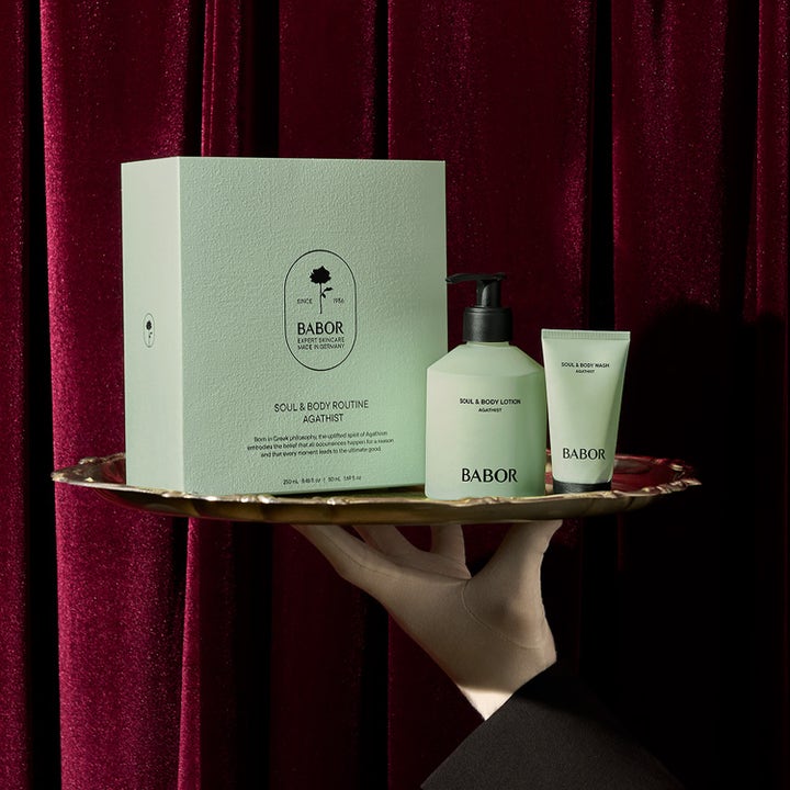 Babor Soul & Body Gift Set Agathist 300 ml kosteuttava vartalonhoitosetti mintunvihreissä pakkauksissa kultatarjottimella