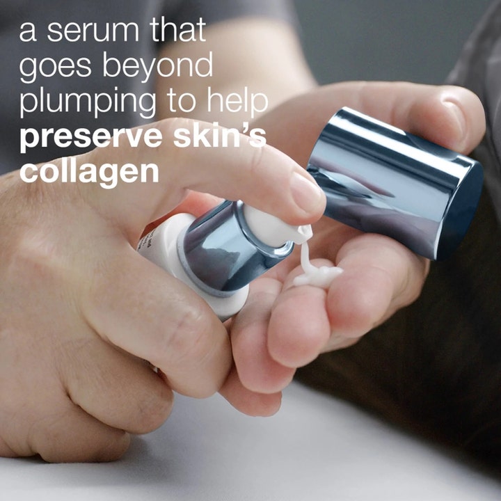 Dermalogica Pro-Collagen Banking Serum 30 ml täyteläistävä seerumi jota pumpataan kädelle sinikorkkisesta pullosta.
