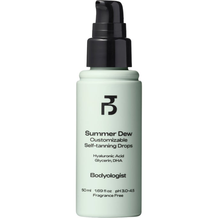 Bodyologist Summer Dew 50 ml itseruskettavat tipat antavat hehkua mintunvihreässä pumppupullossa.