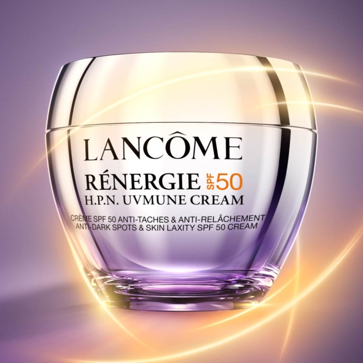 Lancôme Rénergie H.P.N. UVMUNE Cream 30 ml päivävoide SPF 50 kiinteyttää ja häivyttää pigmenttiläiskiä hopeisessa purkissa.