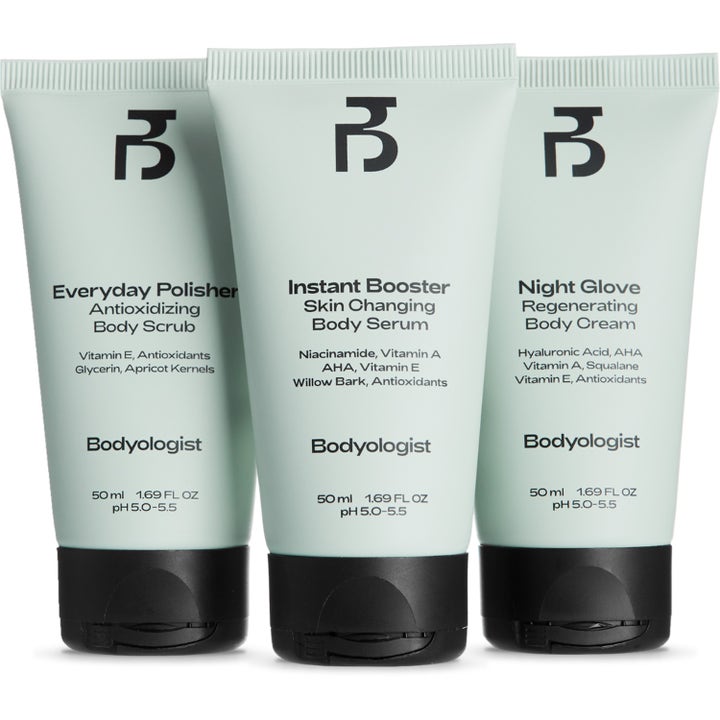 Bodyologist Discovery Gift Set 3 x 50 ml uudistava vartalonhoitosetti kolmessa vaaleanvihreässä tuubissa kirkastaa ihoa
