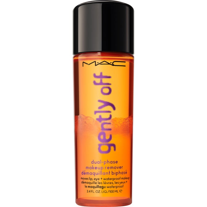 MAC Gently Off Dual-Phase Makeup Remover 100 ml poistaa vedenkestävän meikin oranssi neste kirkkaassa pullossa